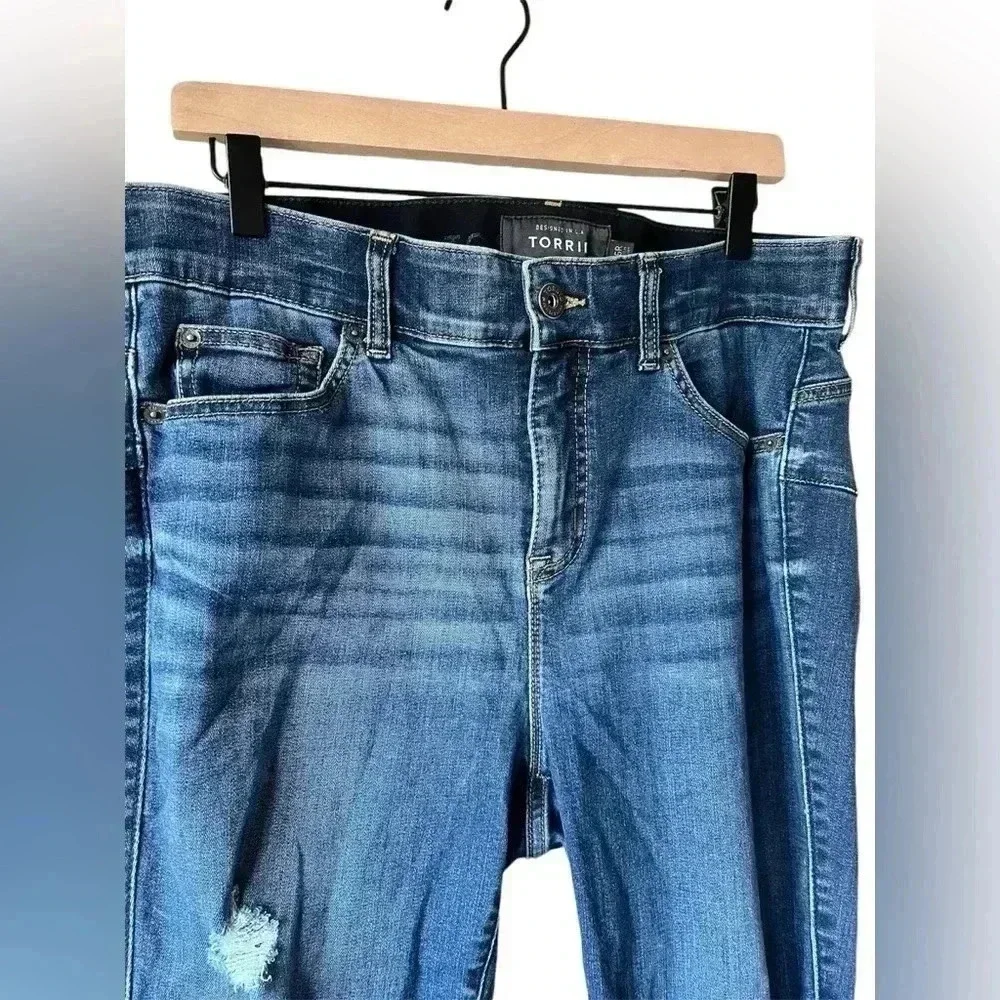Torrid Women's Premium Bombshell Skinny Medium Wash Jeans 16R - Picture 5 of 6